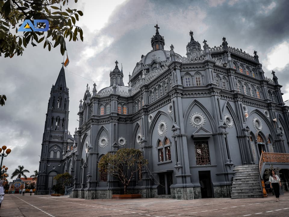 dich-vu-cho-thue-xe-ha-noi-di-nam-dinh-gia-canh-tranh