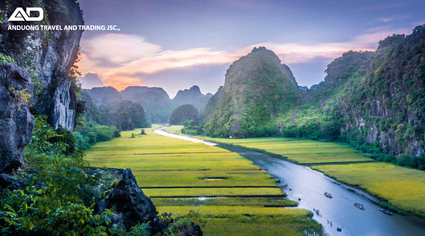 thue-xe-du-lich-ninh-binh-1400x779.jpg