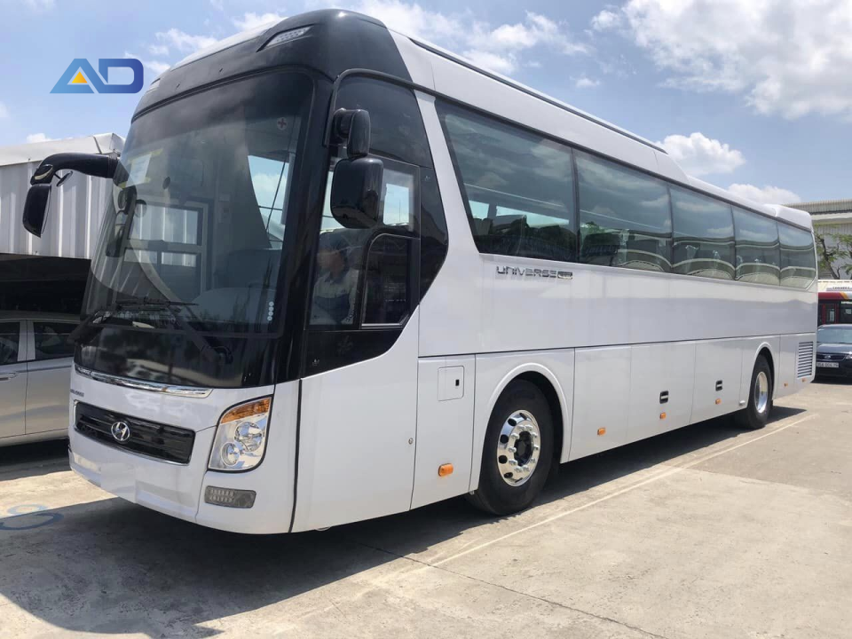 thuê xe du lịch 45 chỗ sang trọng