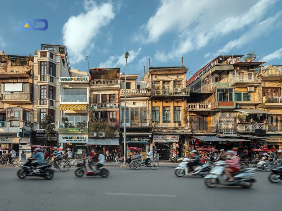 mua-he-la-thoi-diem-ly-tuong-cua-du-lich-o-ha-noi-thue-xe-du-lich-ha-noi