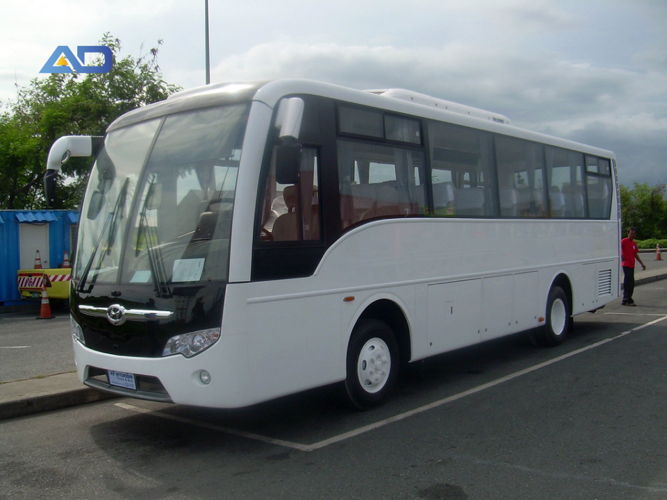 xe ô tô 35 chỗ Hyundai Aero Town