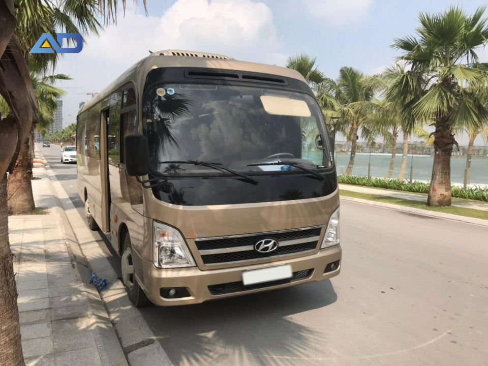 thuê xe du lịch 16 chỗ dòng xe hyundai