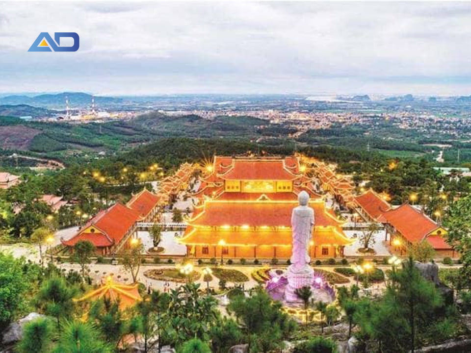 quang-ninh-la-mot-dia-diem-du-lich-hap-dan