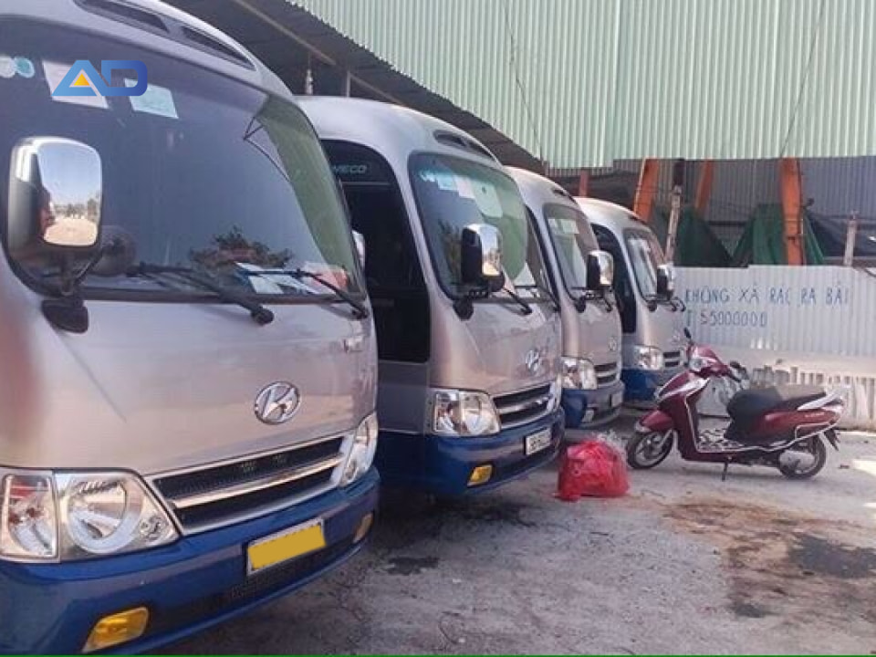 hợp đồng thuê xe 45 chỗ dòng hyundai