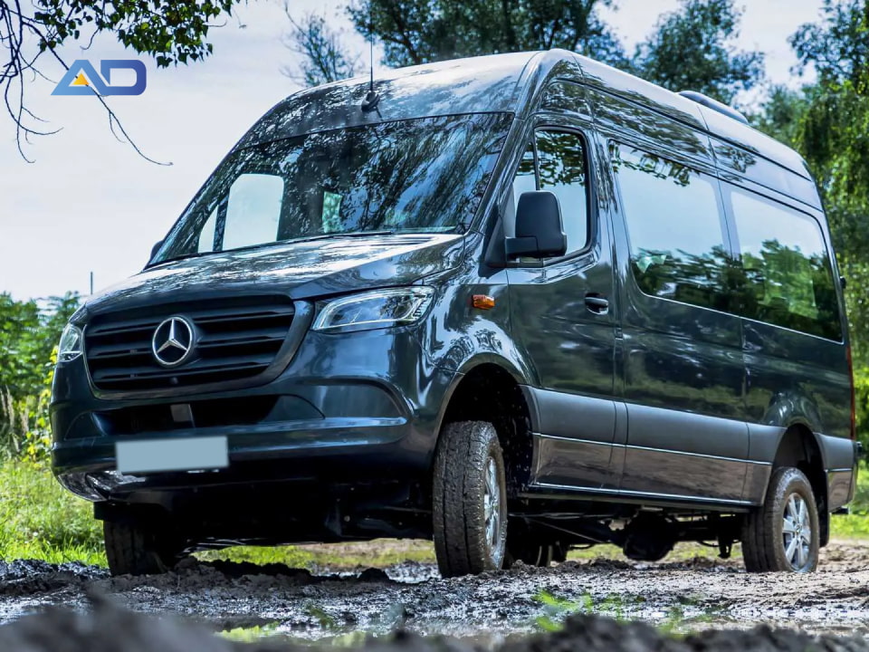 thuê xe du lịch 16 chỗ với Mercedes Sprinter 2023