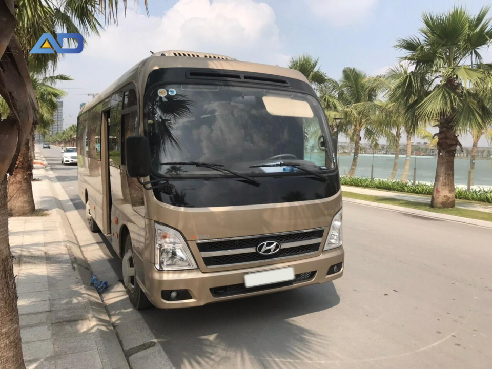 thuê xe 29 chỗ cho sự kiện cưới hỏi